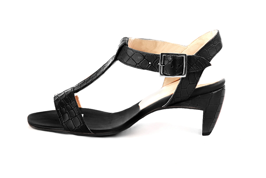Women's satin black elegant fully open instep strap sandals. Square toe. Medium comma heels - Profile view